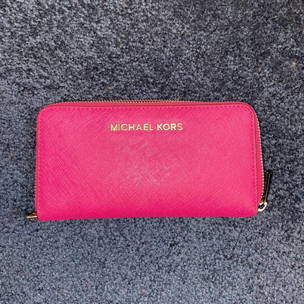 fushcia colored michael kors wallet